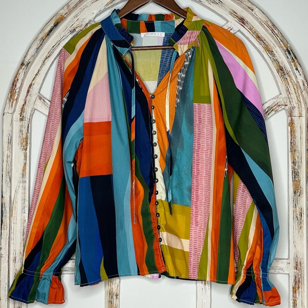 KARLIE: MULTI MOSAIC PUFF SLEEVE BUTTON TOP- SIZE MEDIUM